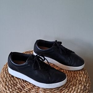 FitFlop Womens Classic Rally Black‎ Leather Athleisure Platform Sneakers S-7.5